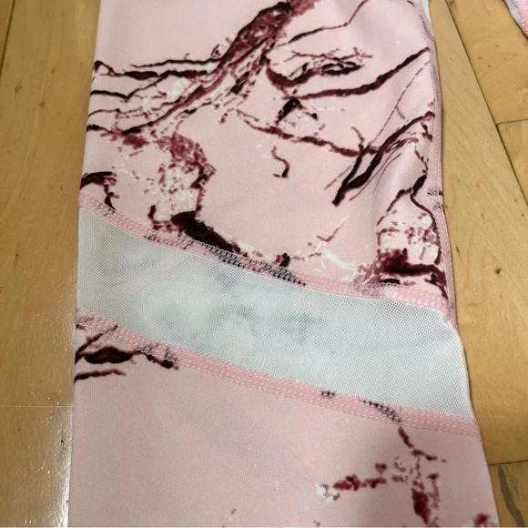 BSP Better Sports Performance Pink Camouflage Leggigns Woman’s Size Medium M - Picture 4 of 9
